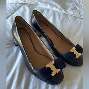 Tory Burch Blue Gemini Link Bow Wedge Leather Pumps